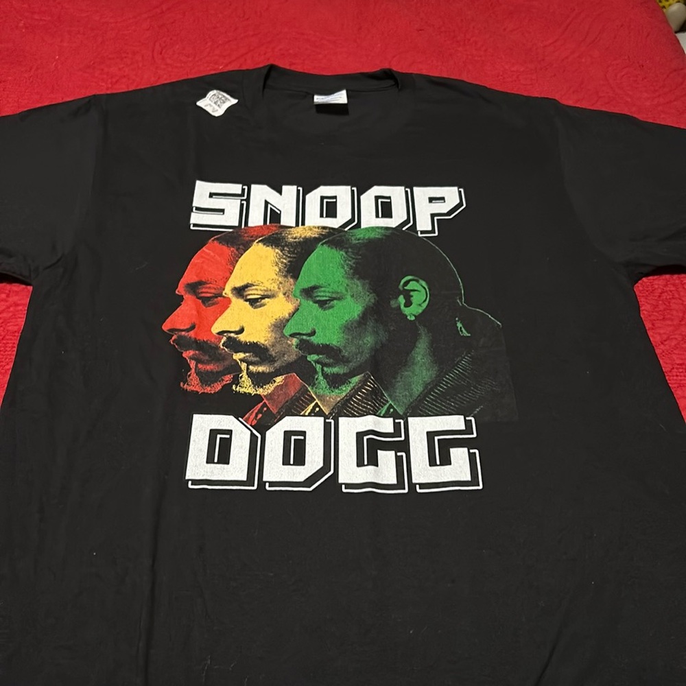 Black Snoop Dogg T-shirt, men’s medium 2/$15